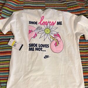 Nike White Tee with Pink and Yellow Graphic size small new tags loose fit